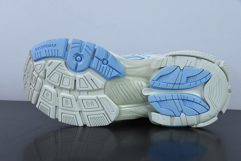 Ba*len*cia*ga runner sneaker