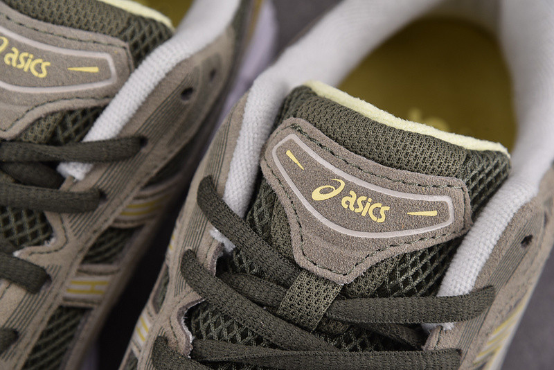 As*ic*s gel kayano 14 