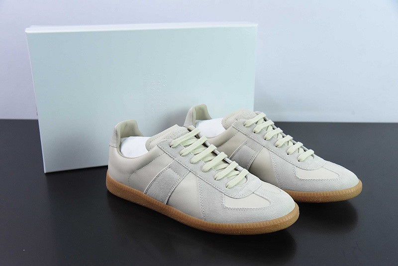 ma*s*n Ma*i*la sneaker