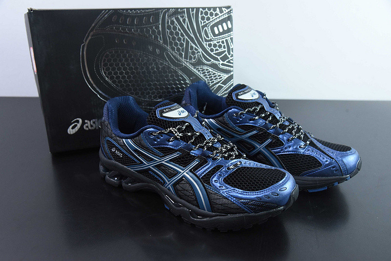 As*ic*s gel-nimbus 10.1 black grand shark 1203a543-002