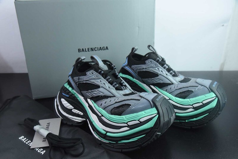 BC XL SNEAKERS
