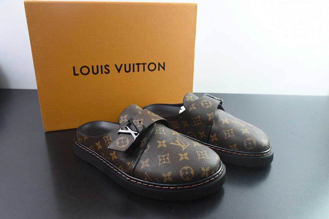 LVT SANDALS