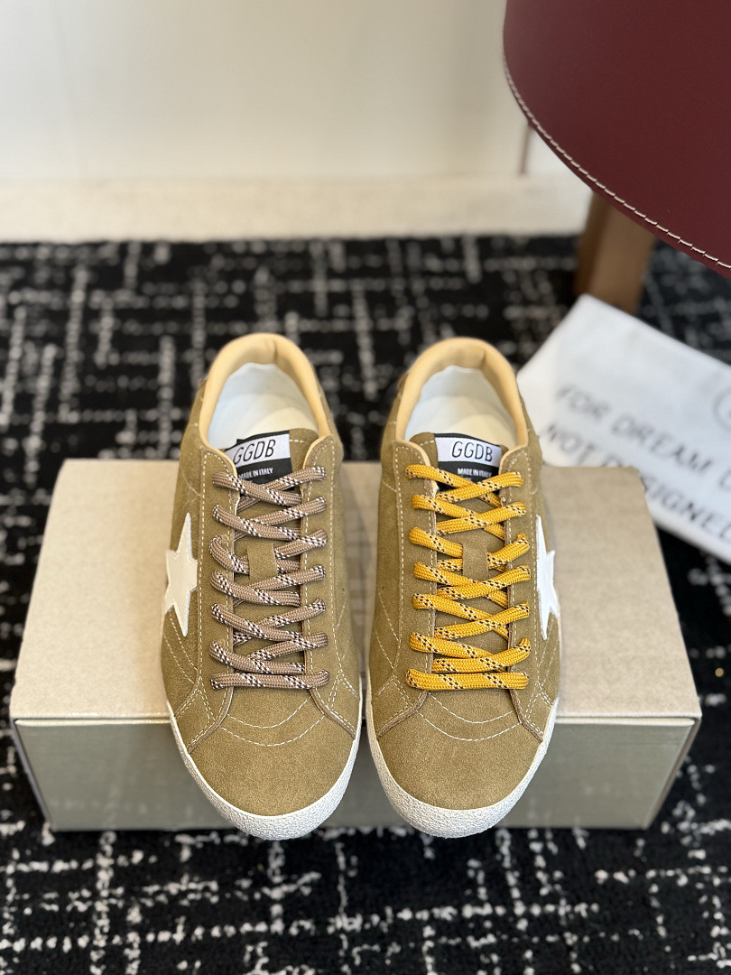 GGDB SNEAKER