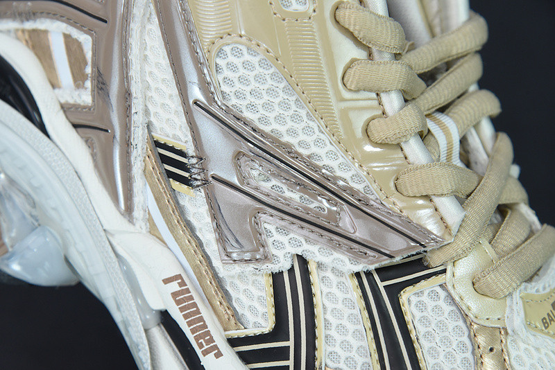 Ba*len*cia*ga runner sneaker